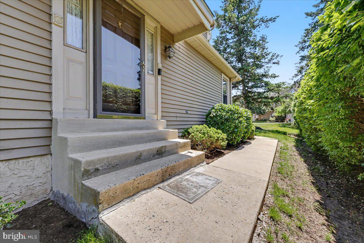1156 KIPLING COURT