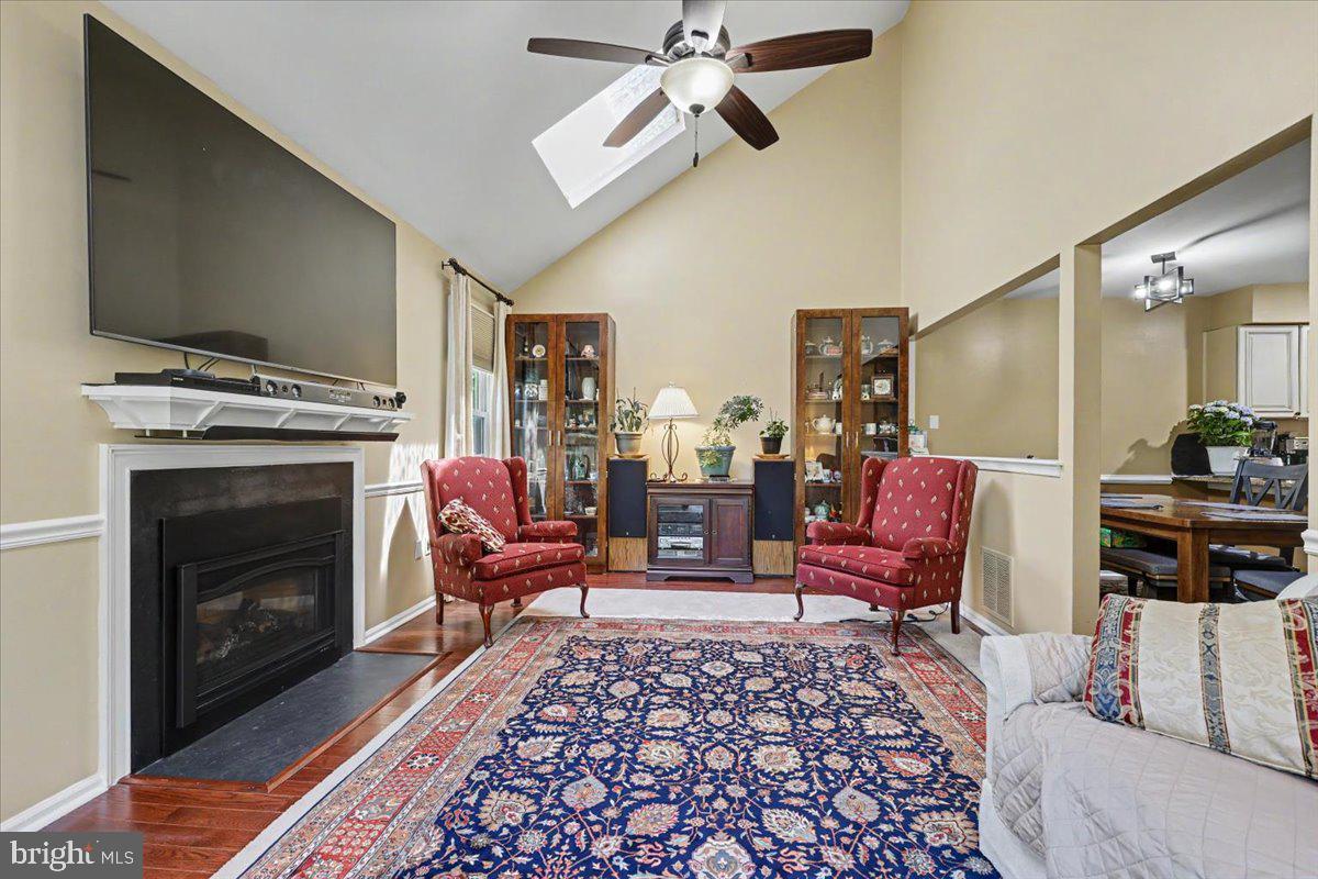 1156 KIPLING COURT