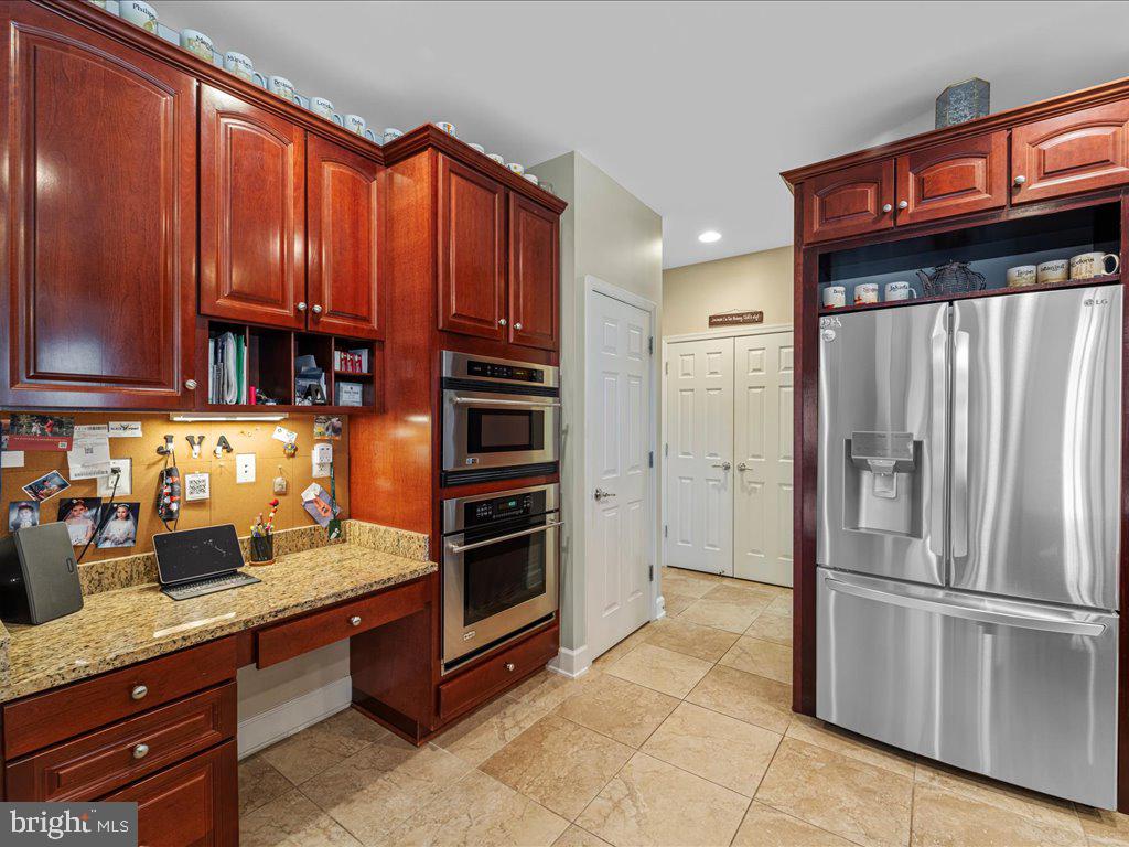 RED CEDAR SOUTH VILLAGE - Residential Lease