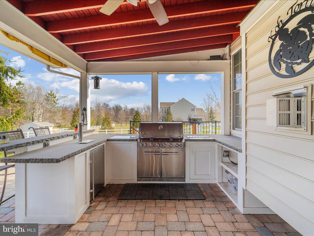 RED CEDAR SOUTH VILLAGE - Residential Lease