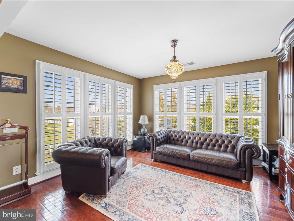 RED CEDAR SOUTH VILLAGE - Residential Lease