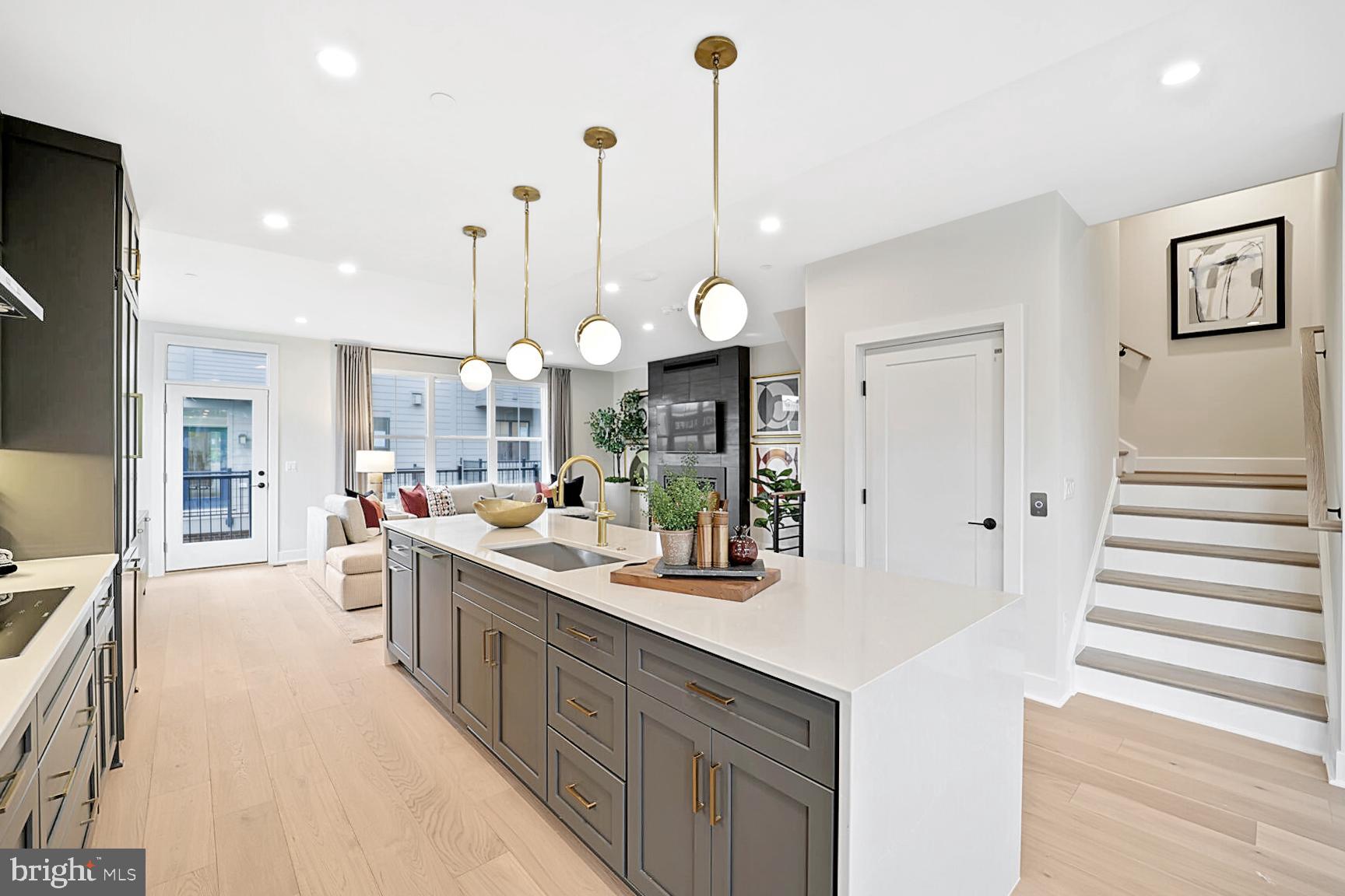 1135 POLARIS ROAD EDINBURGH 82