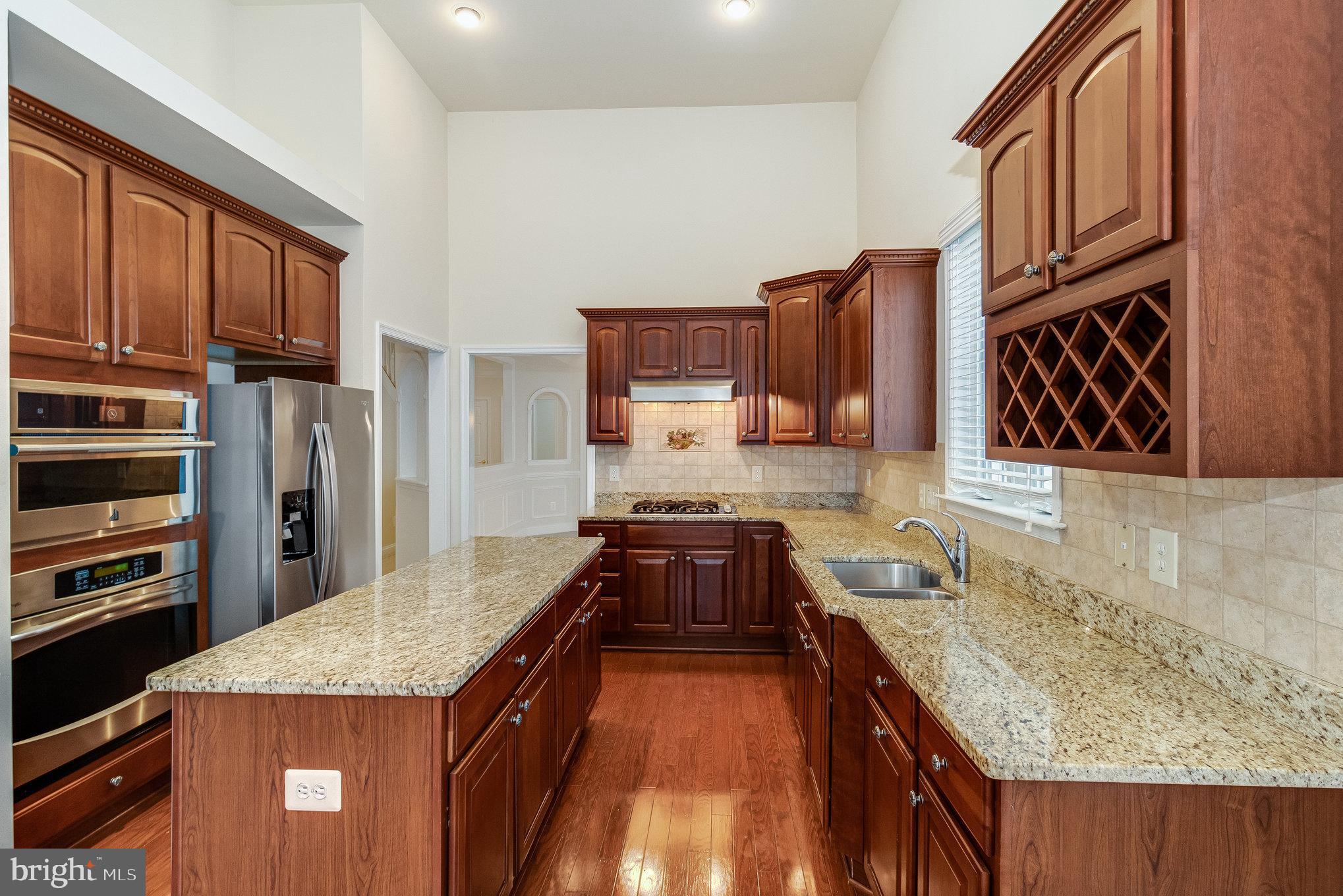 VIRGINIA HERITAGE AT LEE'S PARK - Residential