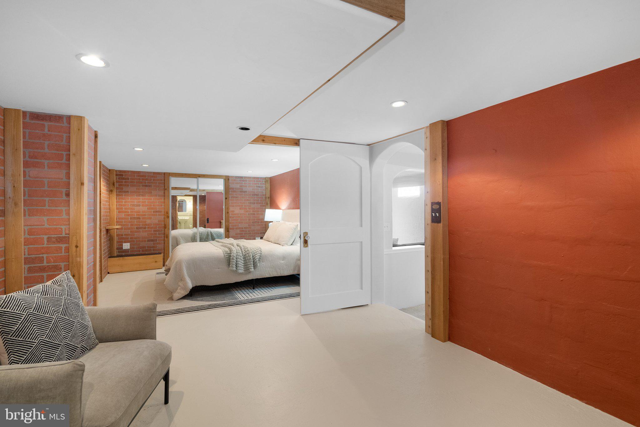 WOODMOOR - Residential