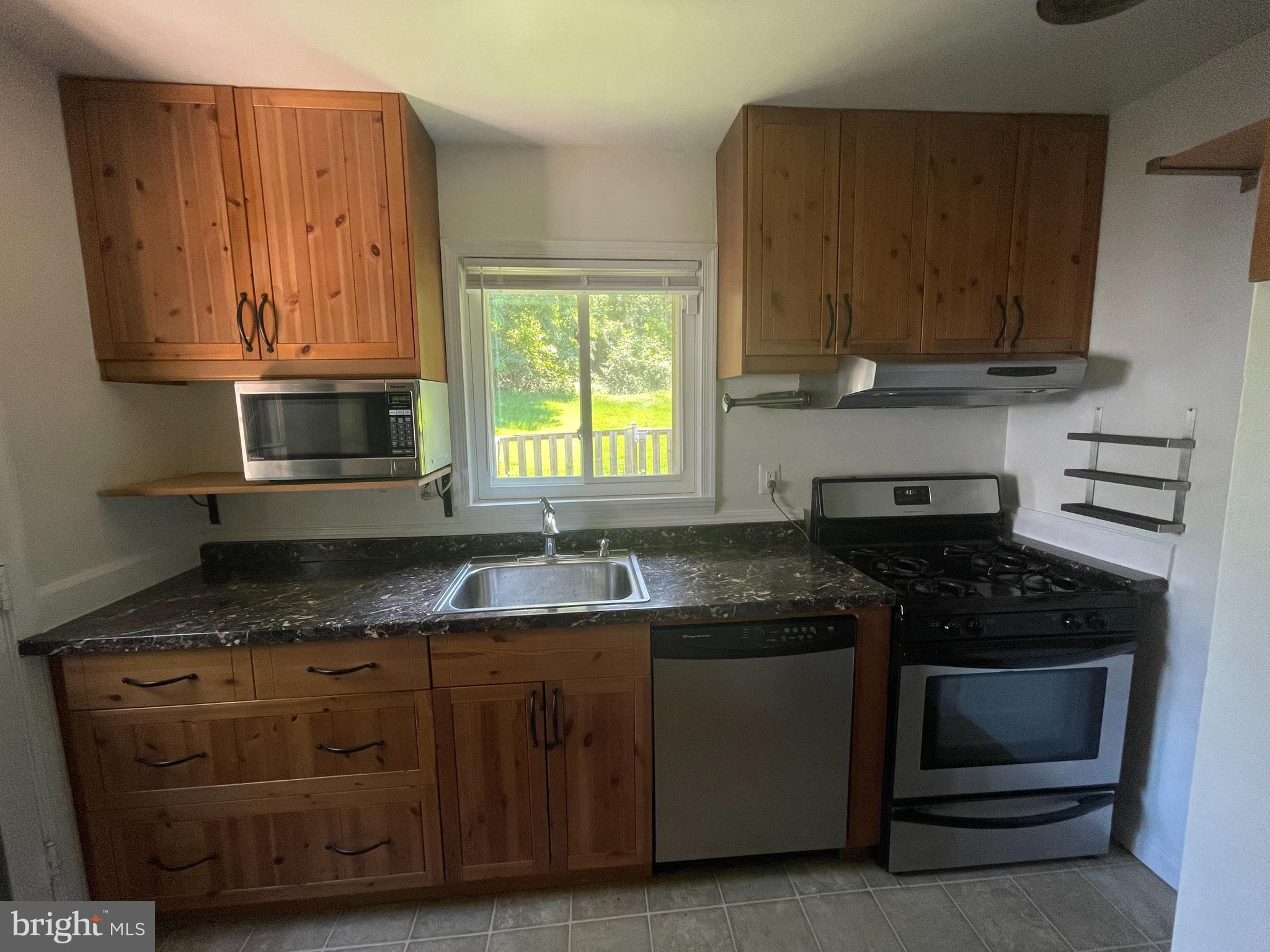 VIRGINIA HILLS - Residential Lease