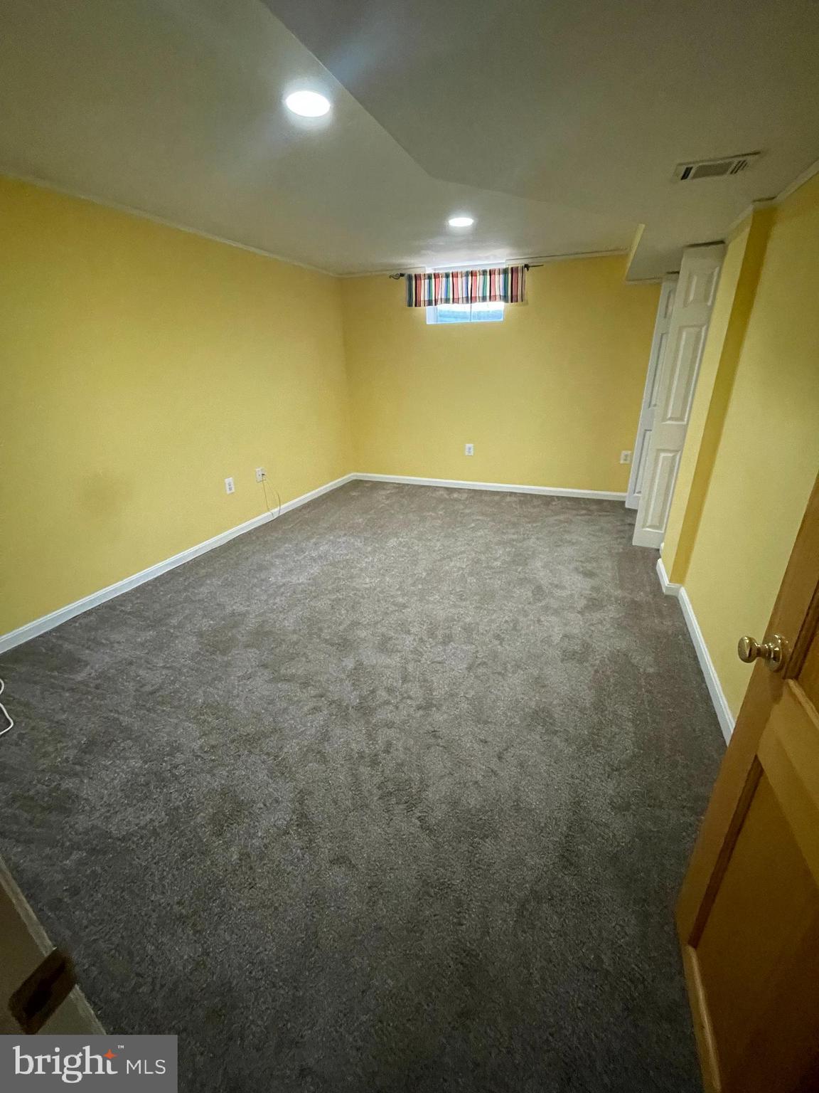 VIRGINIA HILLS - Residential Lease