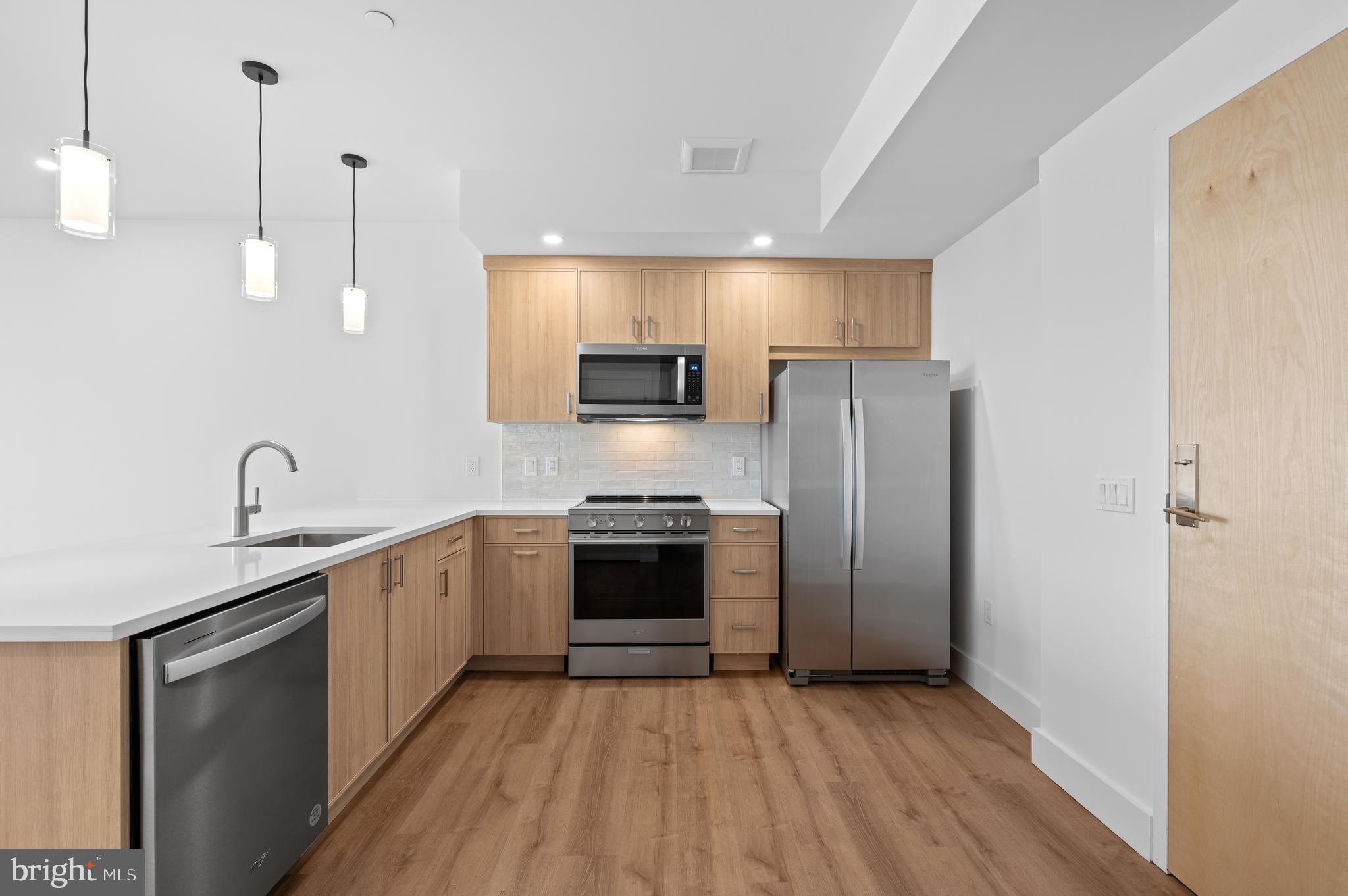 650 MONTGOMERY AVENUE 201