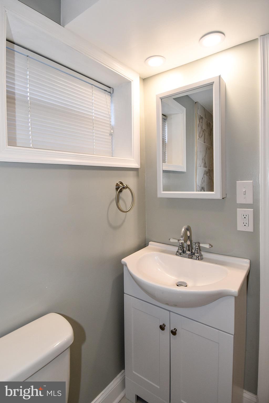 LEEWAY HEIGHTS - Residential Lease