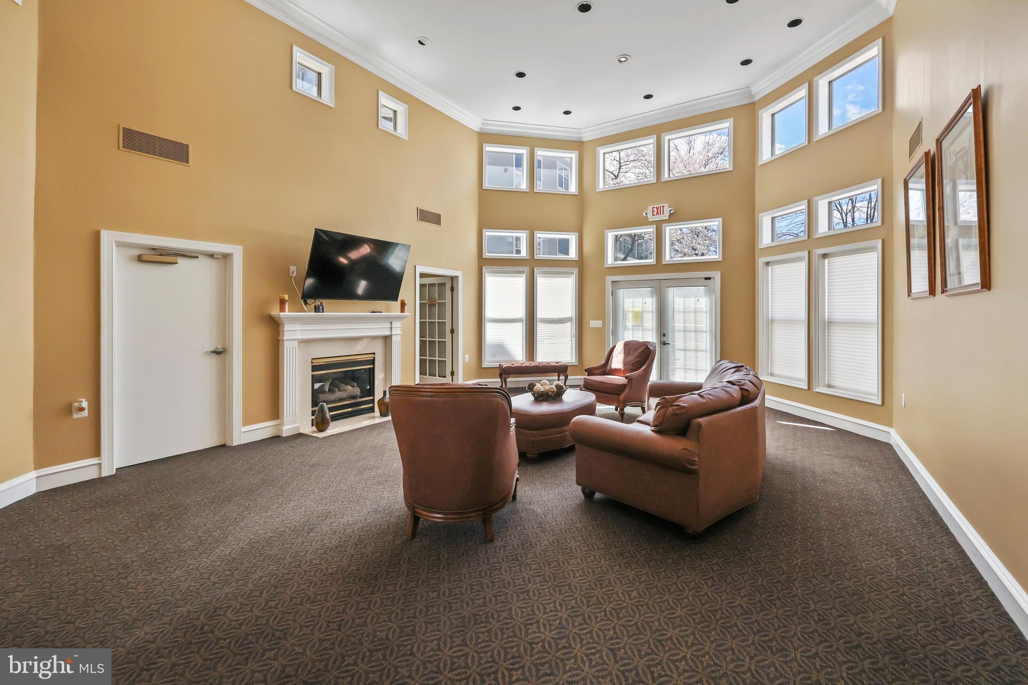 SAVOY PARK CONDOMINIUMS - Residential