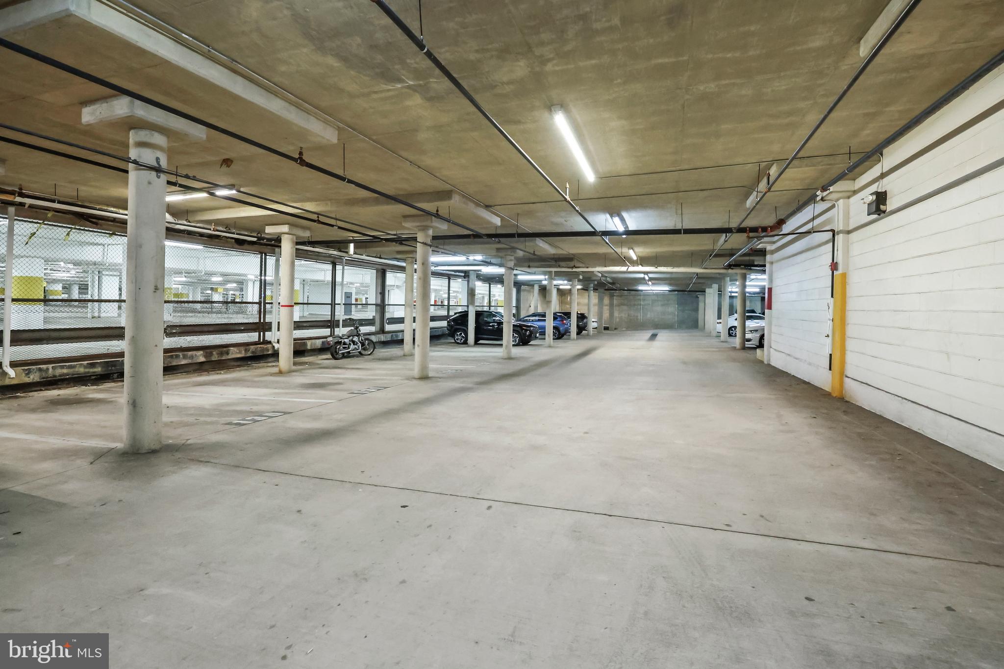 SAVOY PARK CONDOMINIUMS - Residential