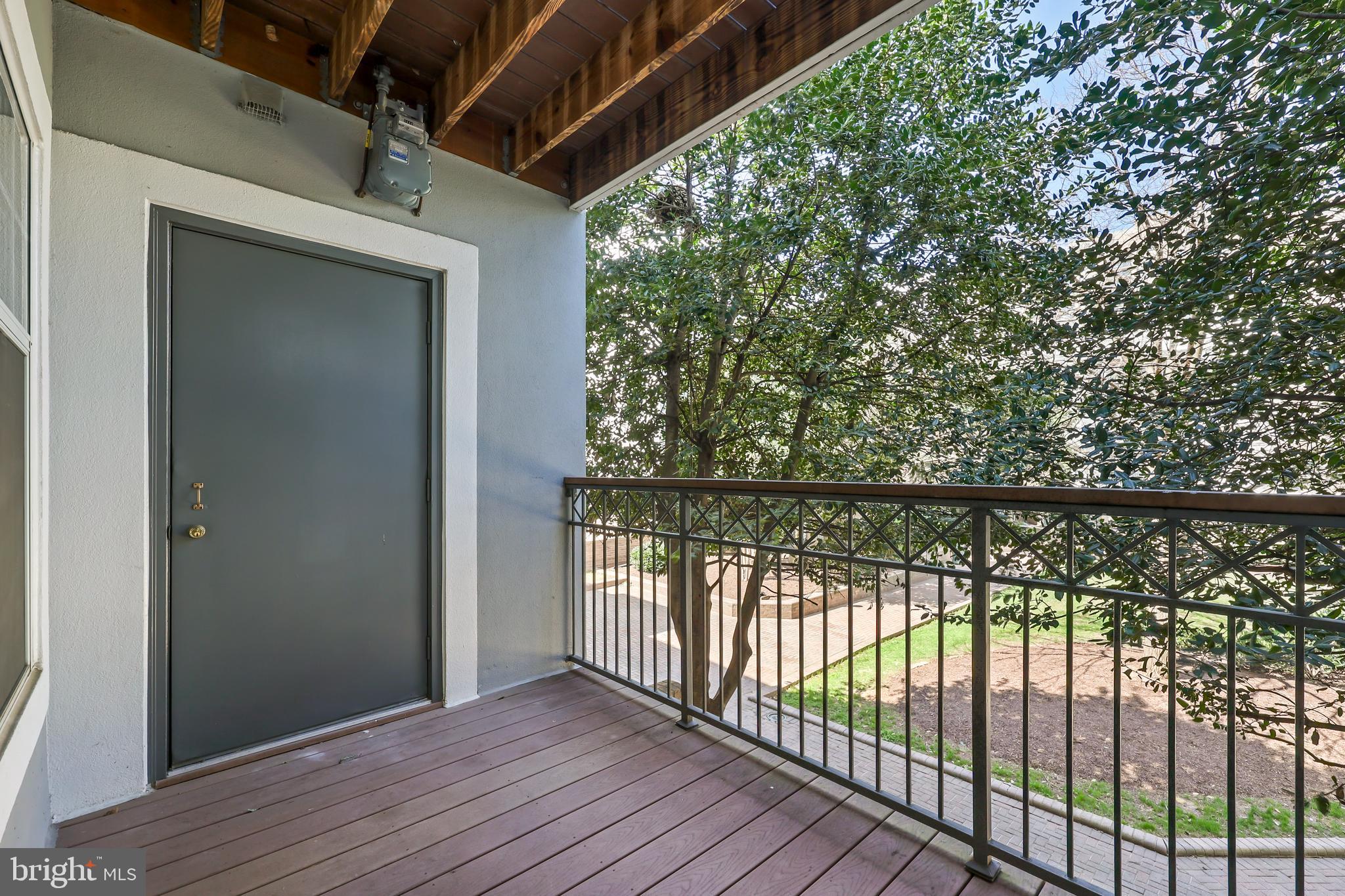 SAVOY PARK CONDOMINIUMS - Residential