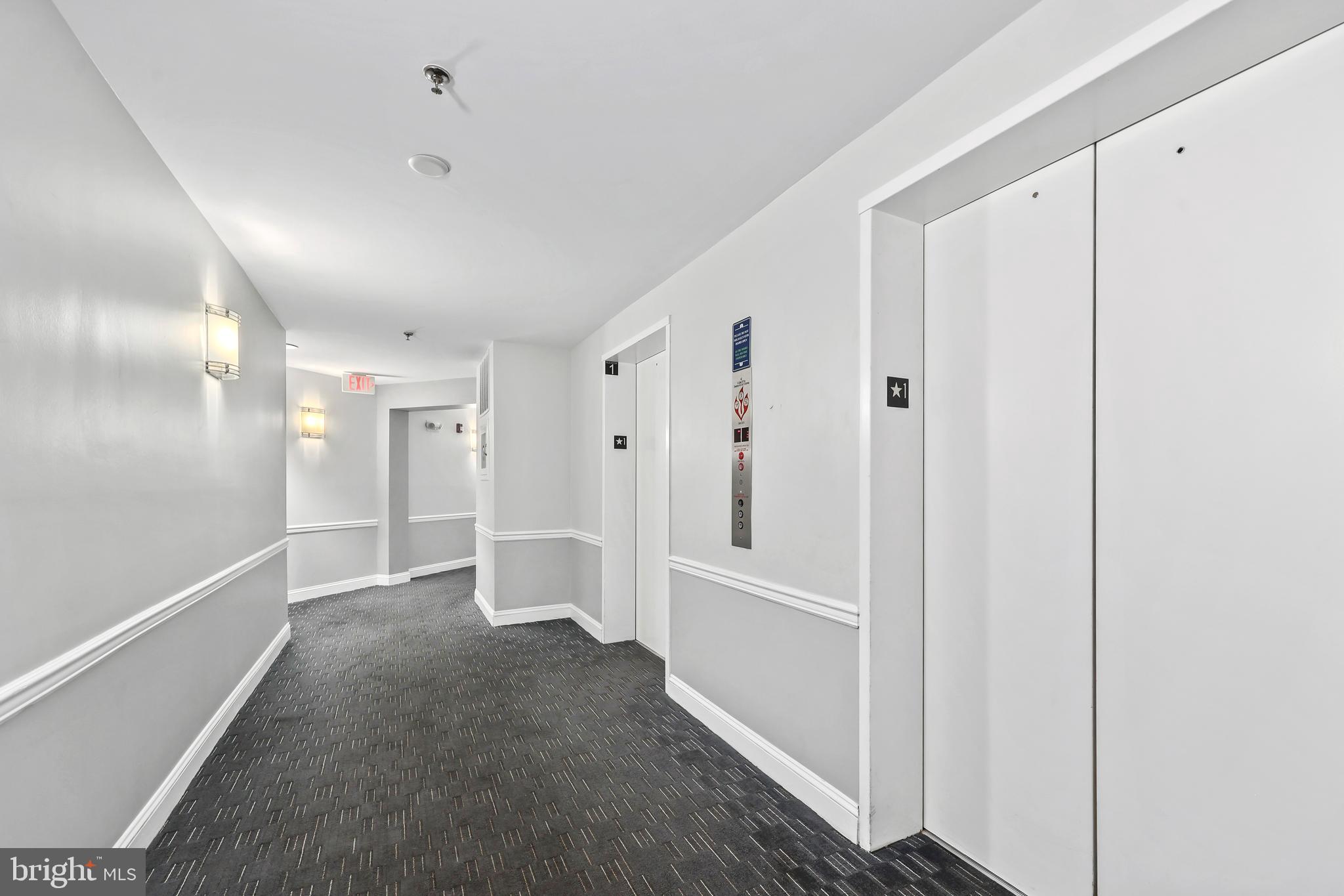 SAVOY PARK CONDOMINIUMS - Residential