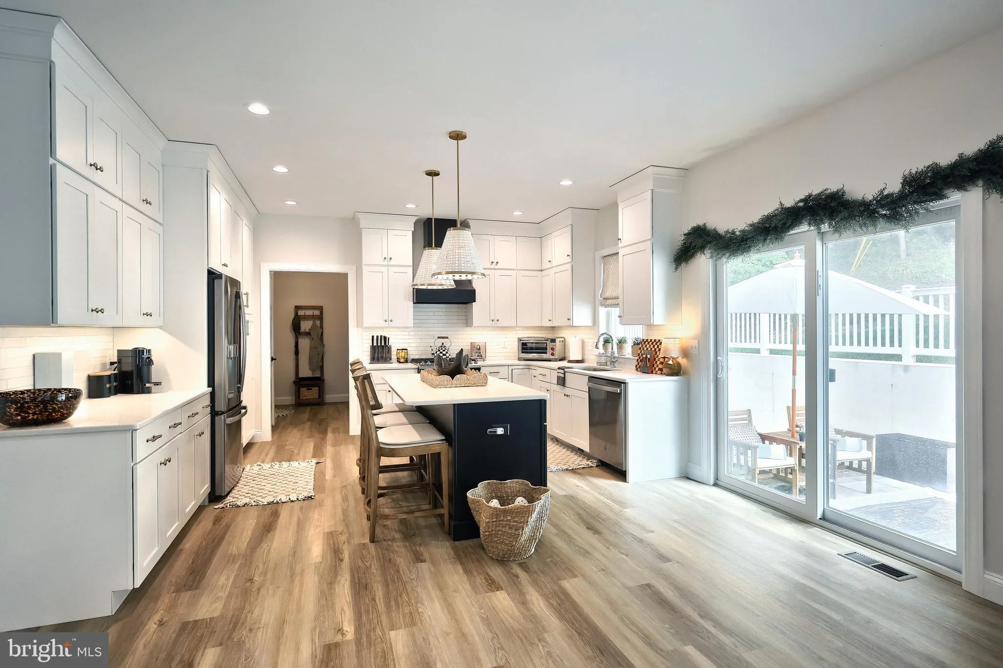 York, Pennsylvania 17406, United States, 4 Bedrooms Bedrooms, ,3 BathroomsBathrooms,Residential,Pending,151829