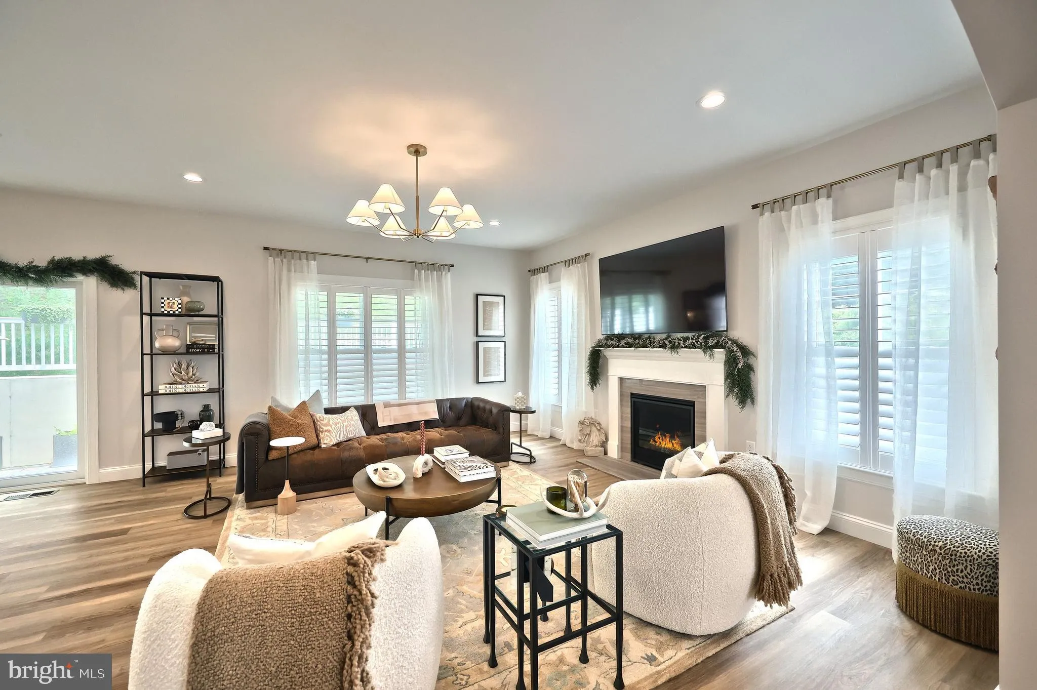 York, Pennsylvania 17406, United States, 4 Bedrooms Bedrooms, ,3 BathroomsBathrooms,Residential,Pending,151829