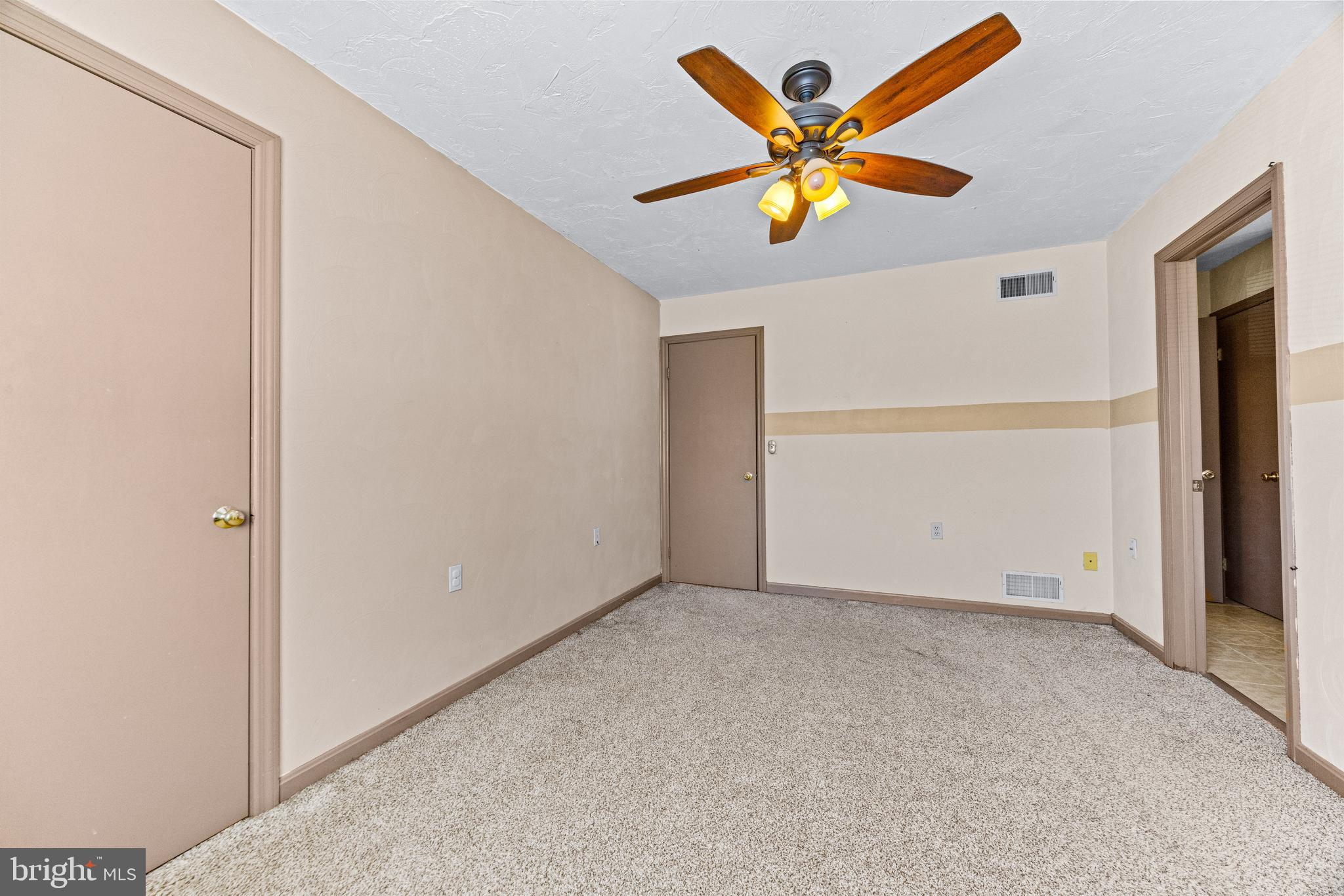 PENN LEE TERRACE - Residential