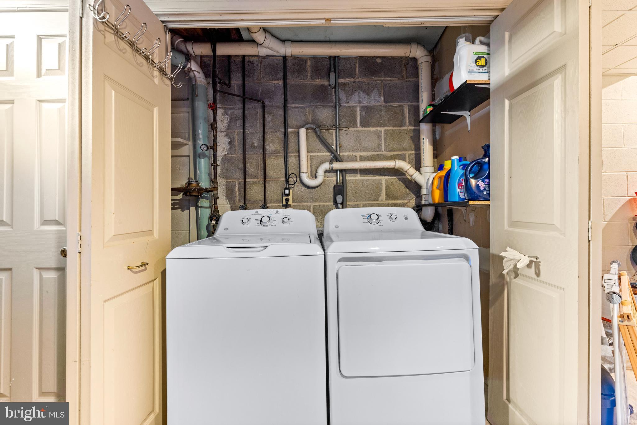 PENN LEE TERRACE - Residential