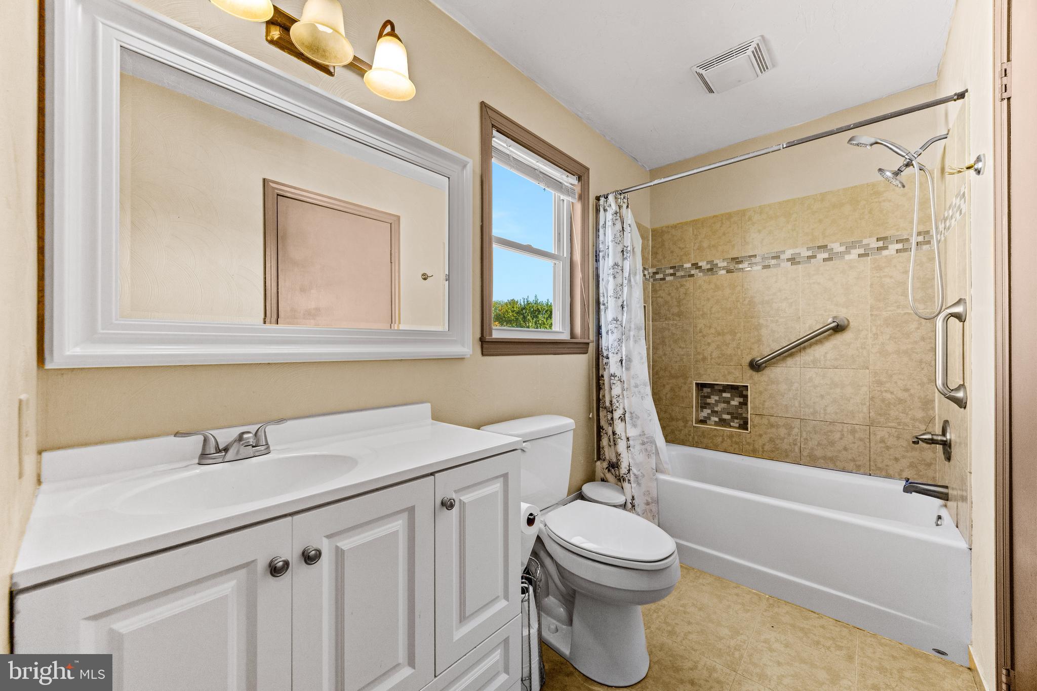 PENN LEE TERRACE - Residential