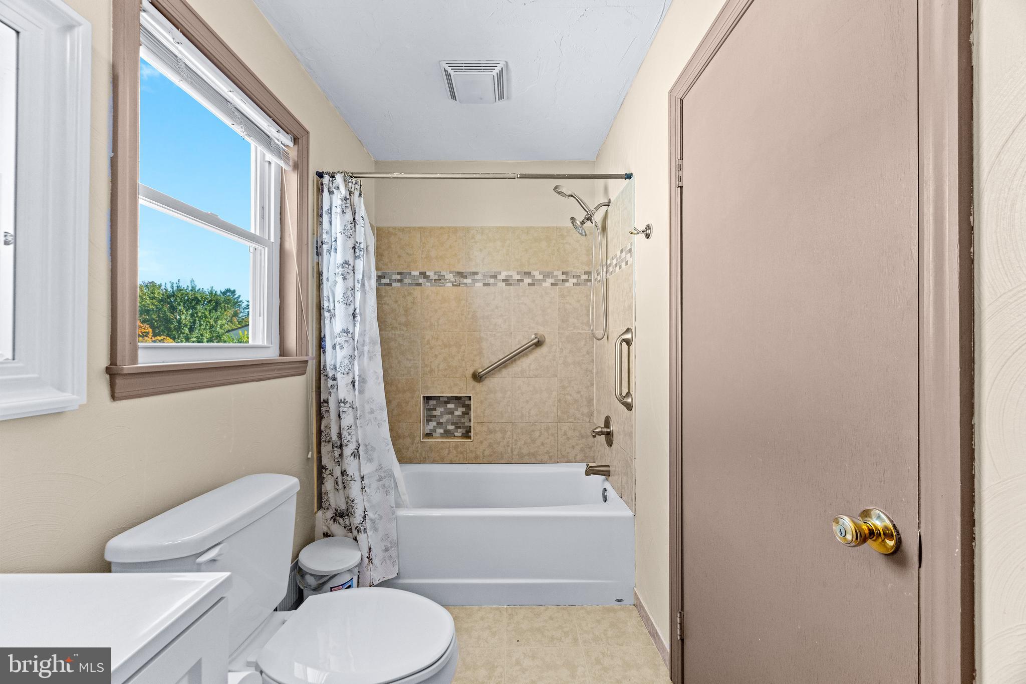 PENN LEE TERRACE - Residential