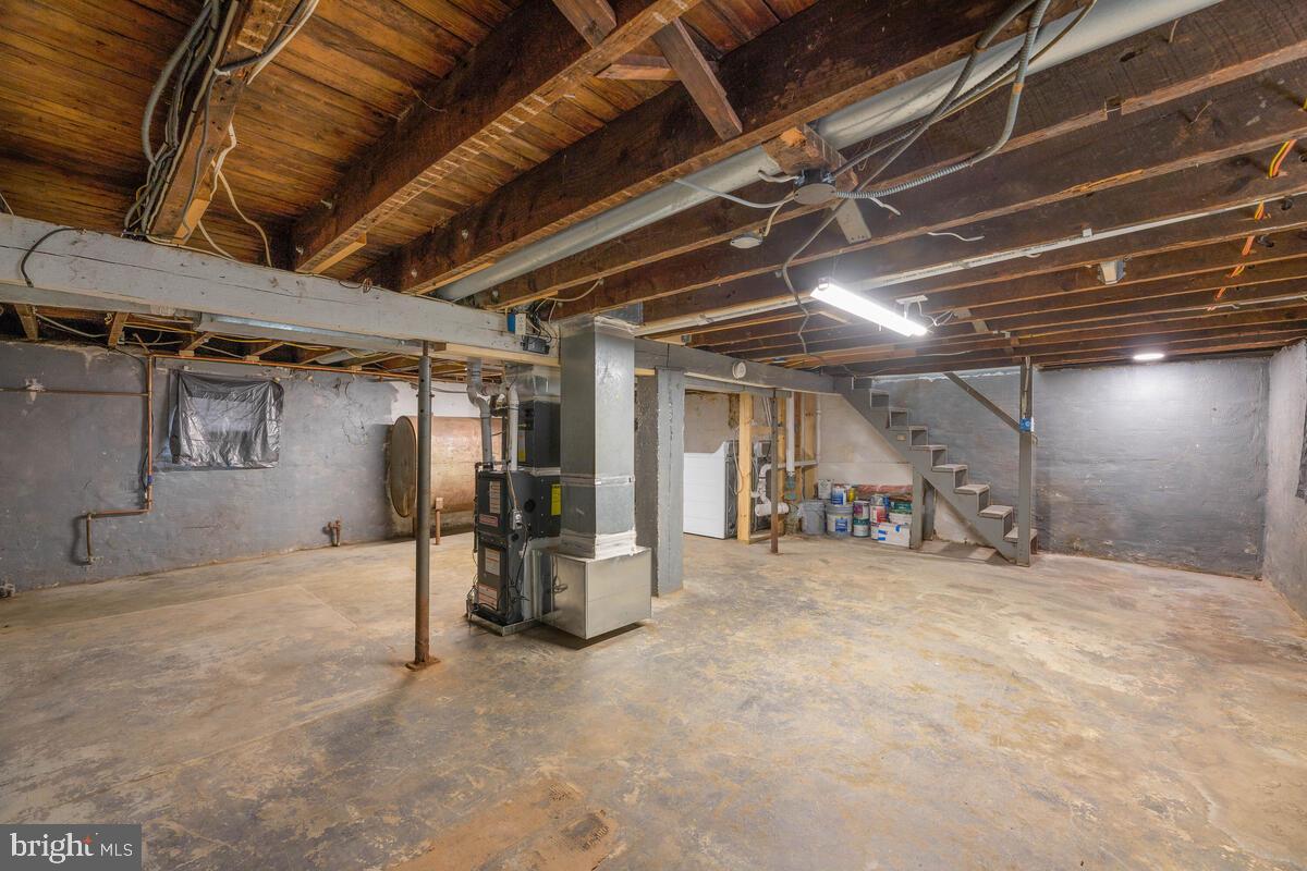 GREATER CAPITOL - Residential Lease