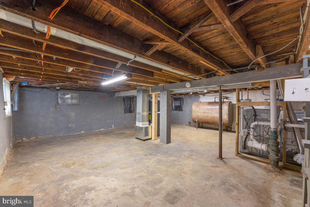 GREATER CAPITOL - Residential Lease