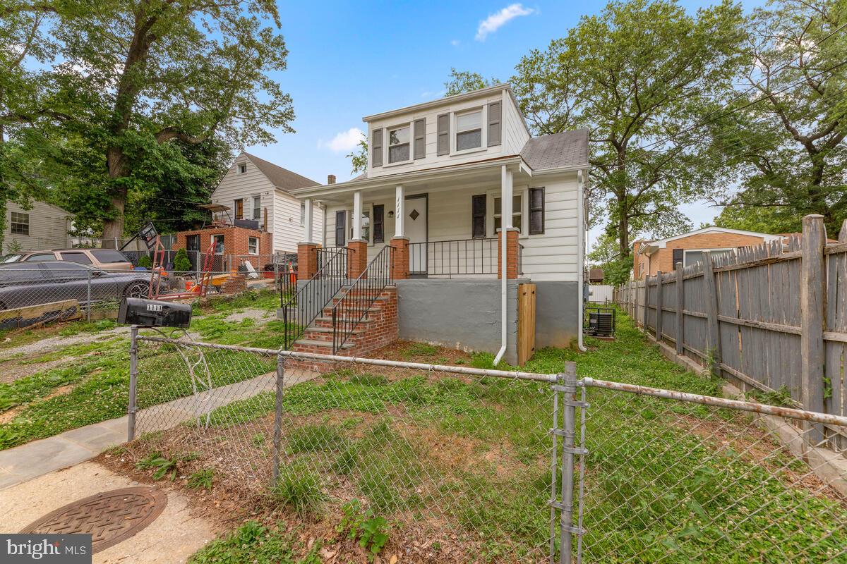 GREATER CAPITOL - Residential Lease