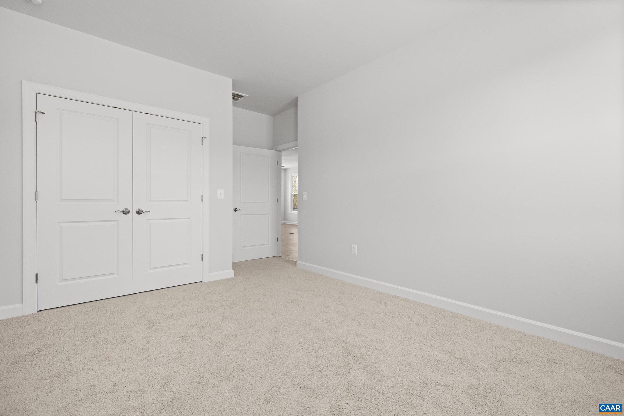 MEADOW BROOK - Residential