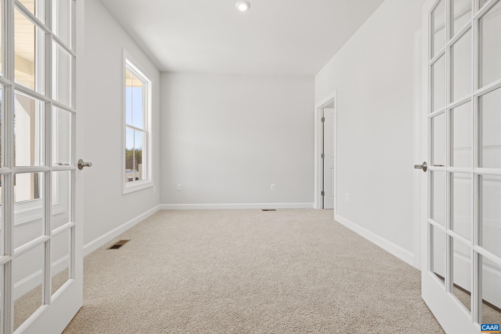 MEADOW BROOK - Residential