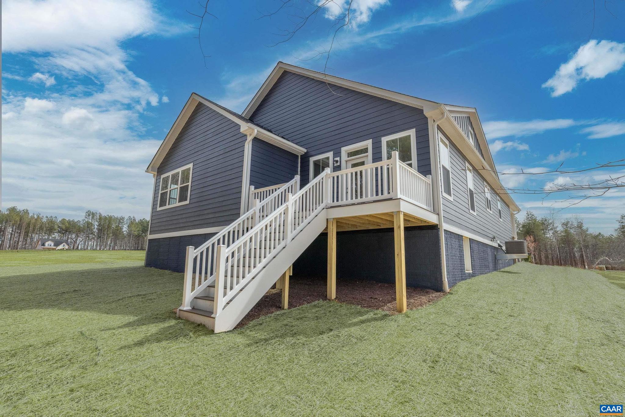 MEADOW BROOK - Residential