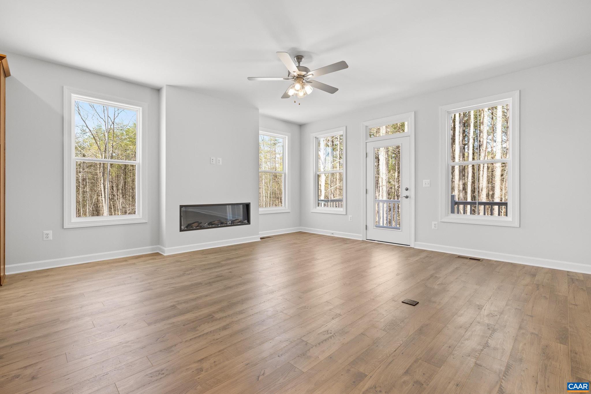 MEADOW BROOK - Residential