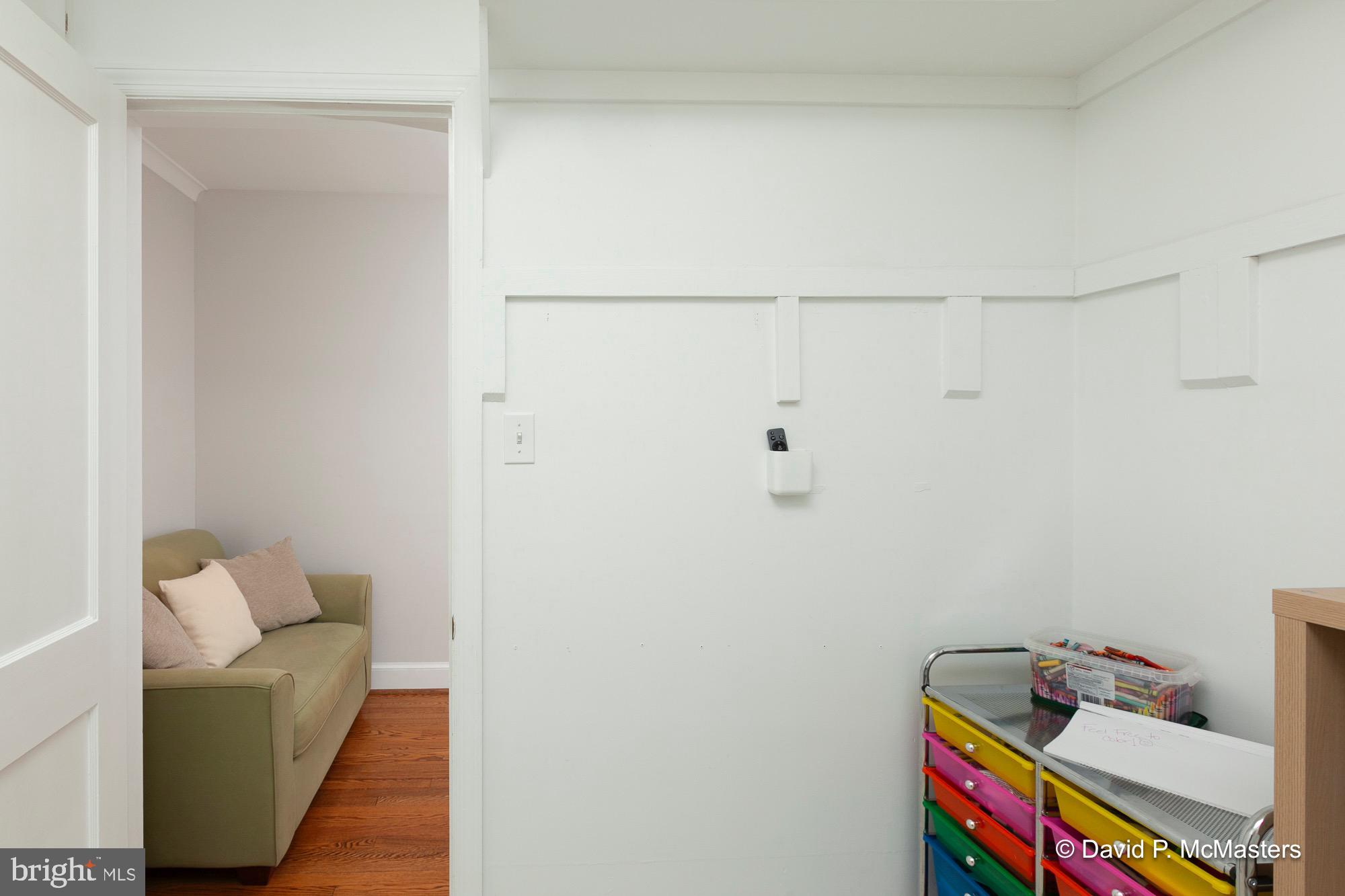 SUMMIT POINT - Residential