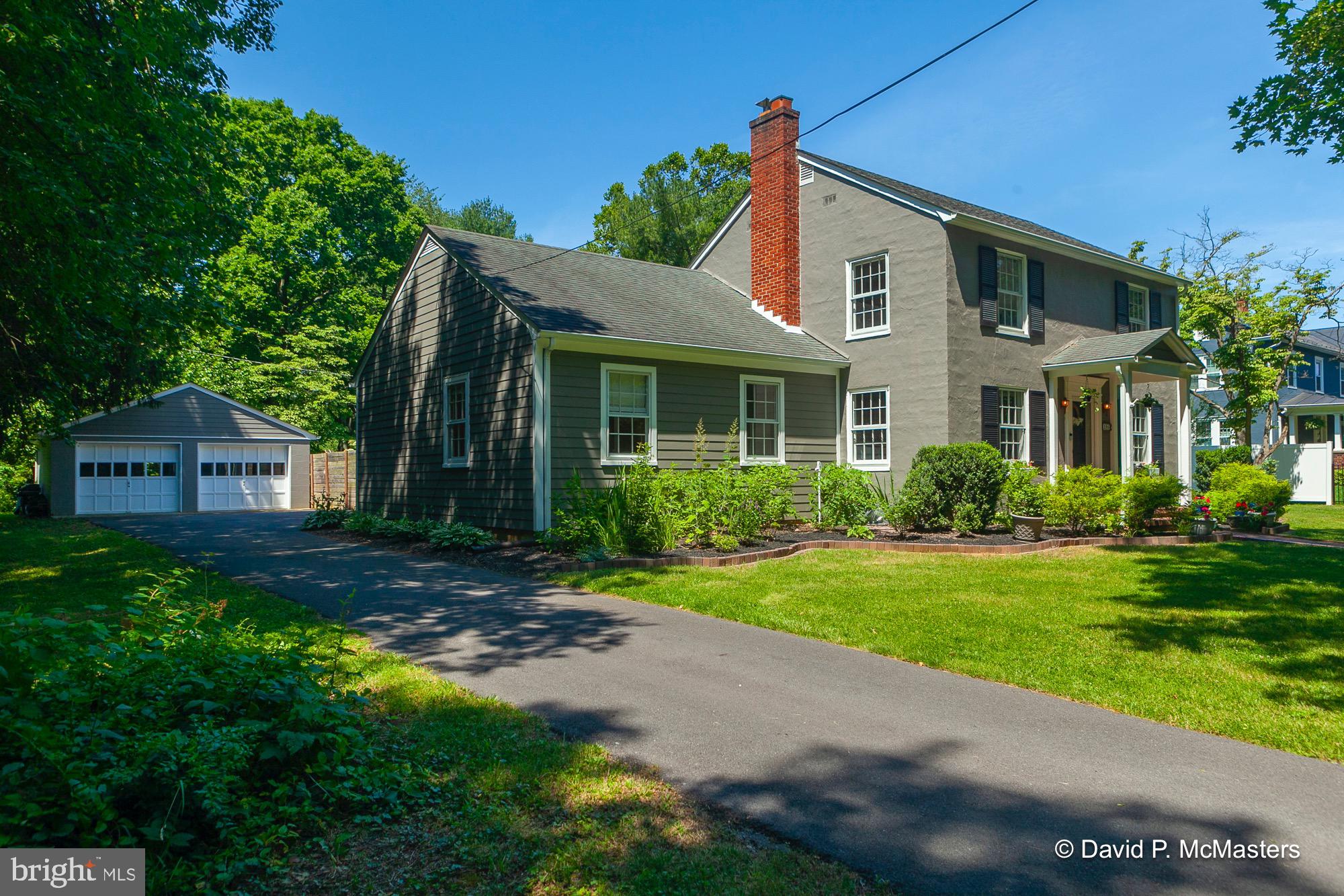 SUMMIT POINT - Residential