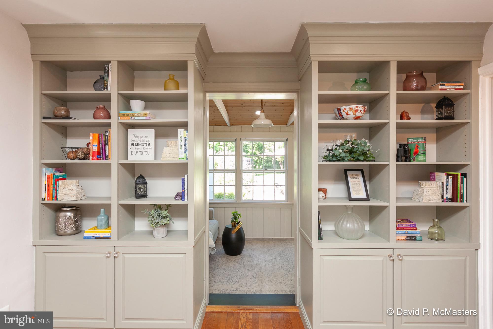 SUMMIT POINT - Residential