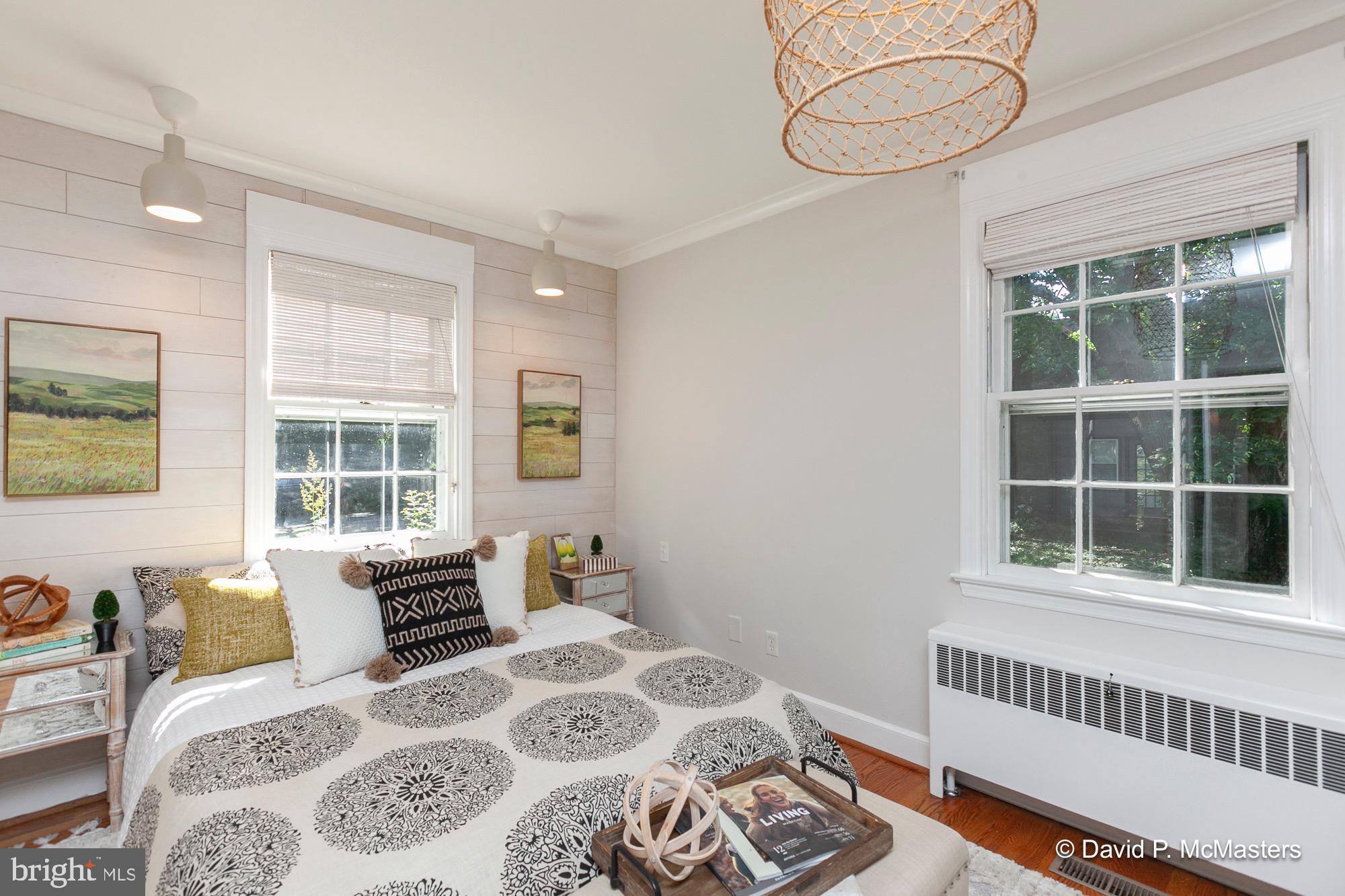 SUMMIT POINT - Residential