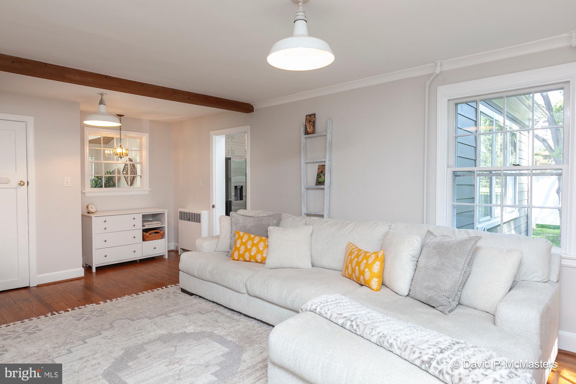 SUMMIT POINT - Residential