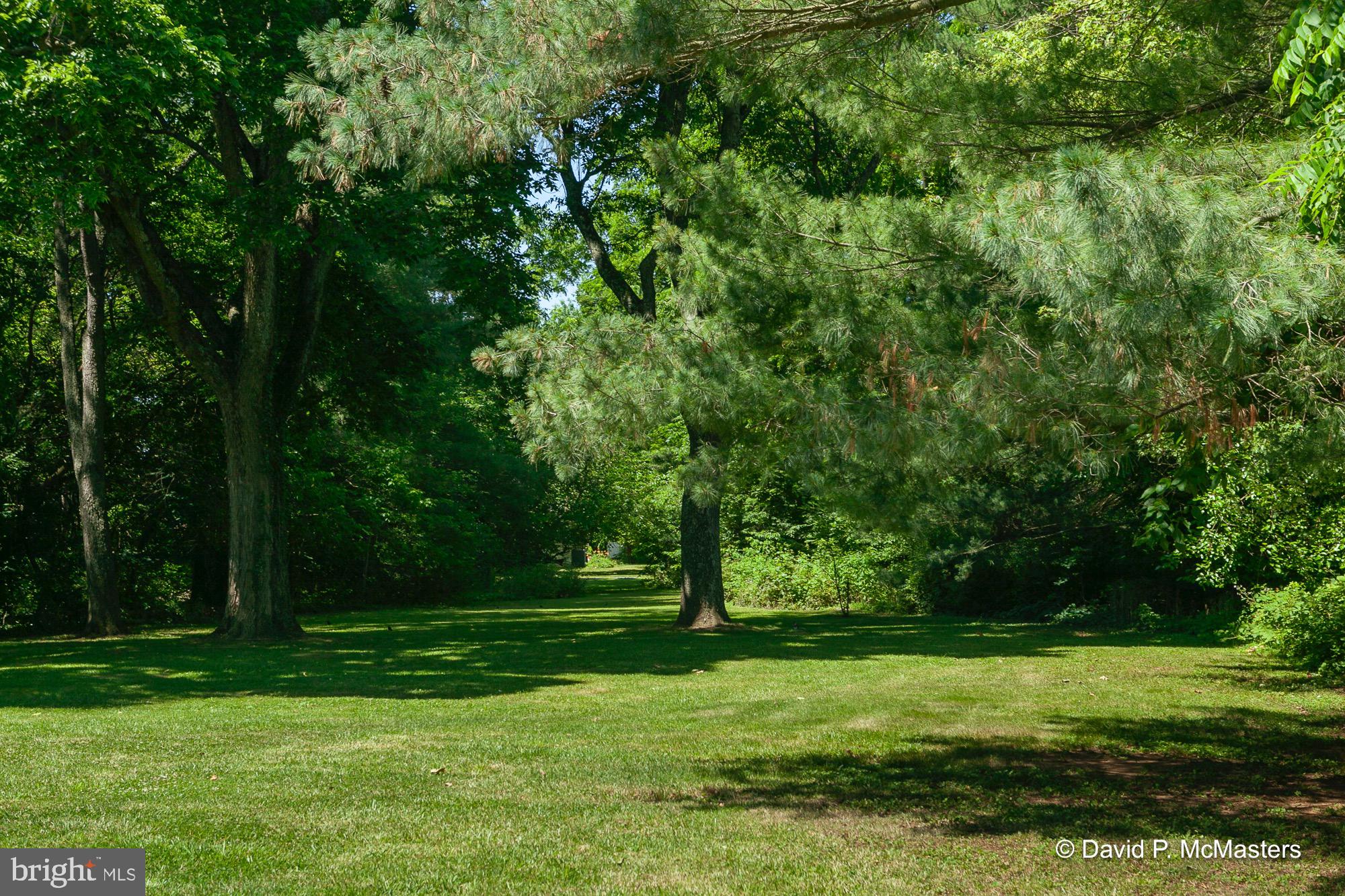 SUMMIT POINT - Residential