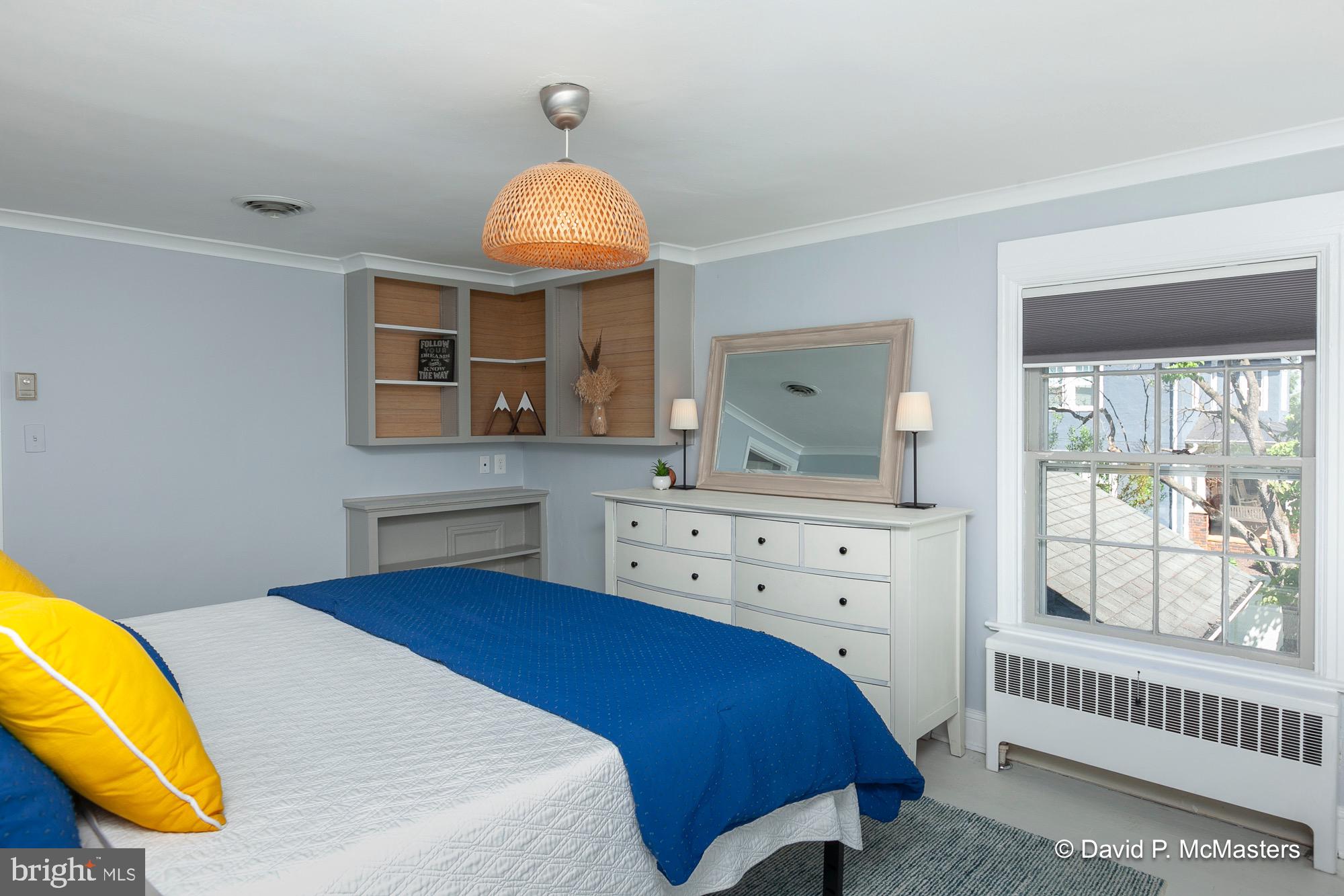 SUMMIT POINT - Residential