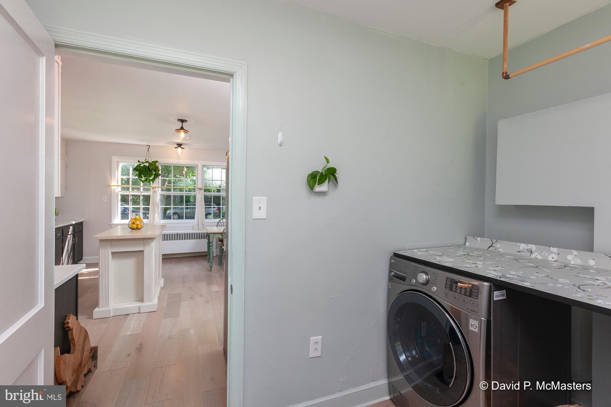 SUMMIT POINT - Residential