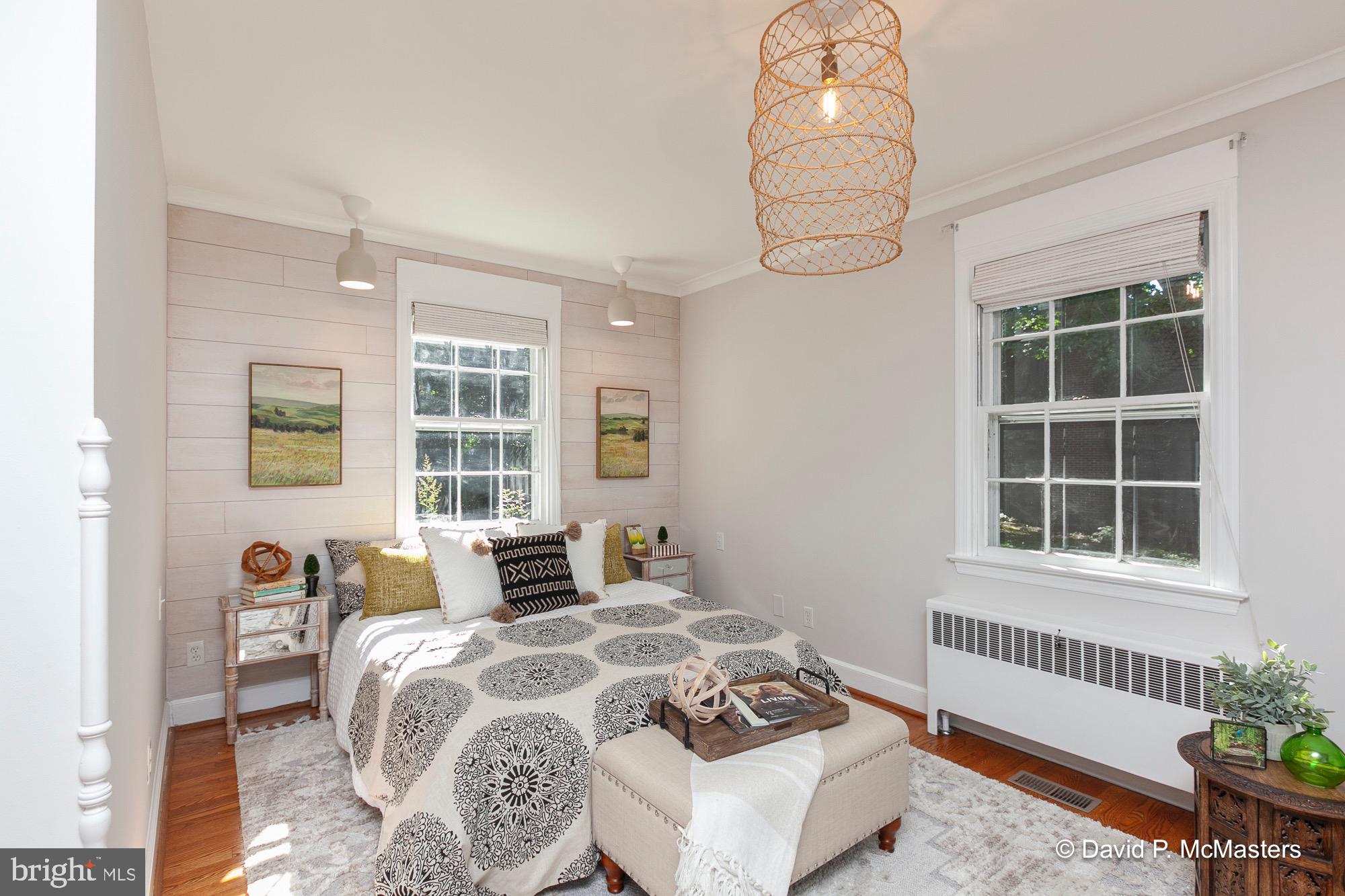 SUMMIT POINT - Residential