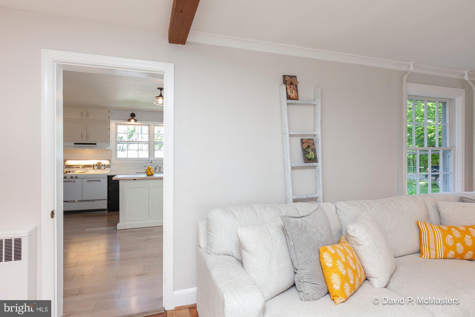 SUMMIT POINT - Residential