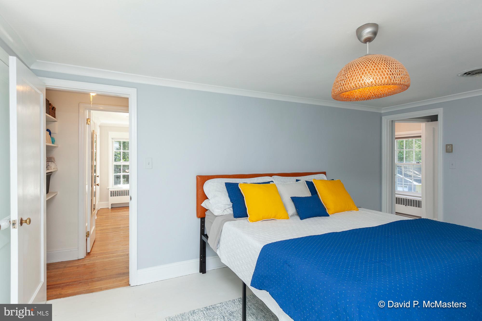 SUMMIT POINT - Residential