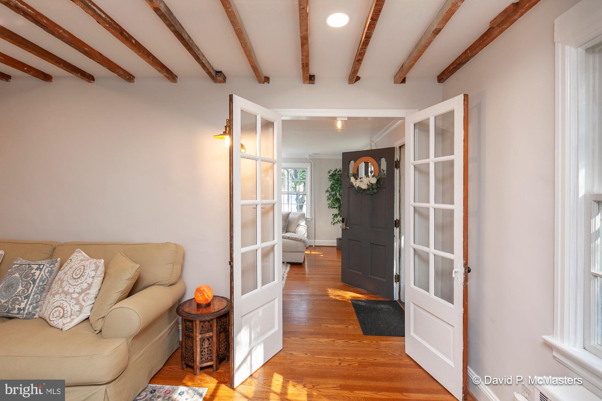 SUMMIT POINT - Residential