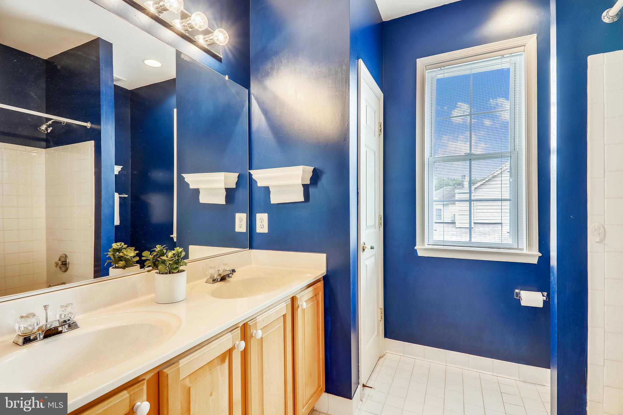 GLENN ESTATES - Residential