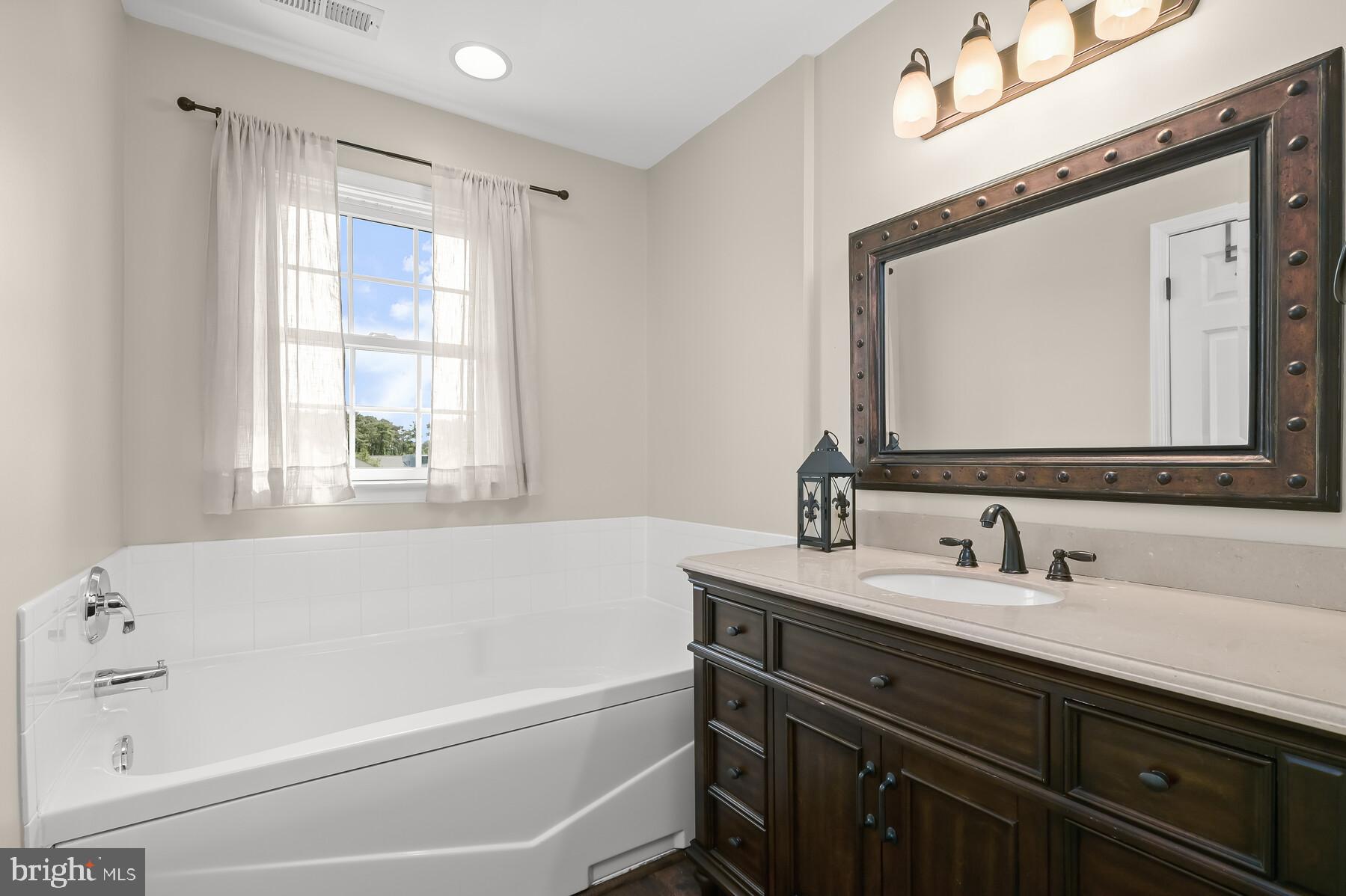 OAKSTREET - Residential