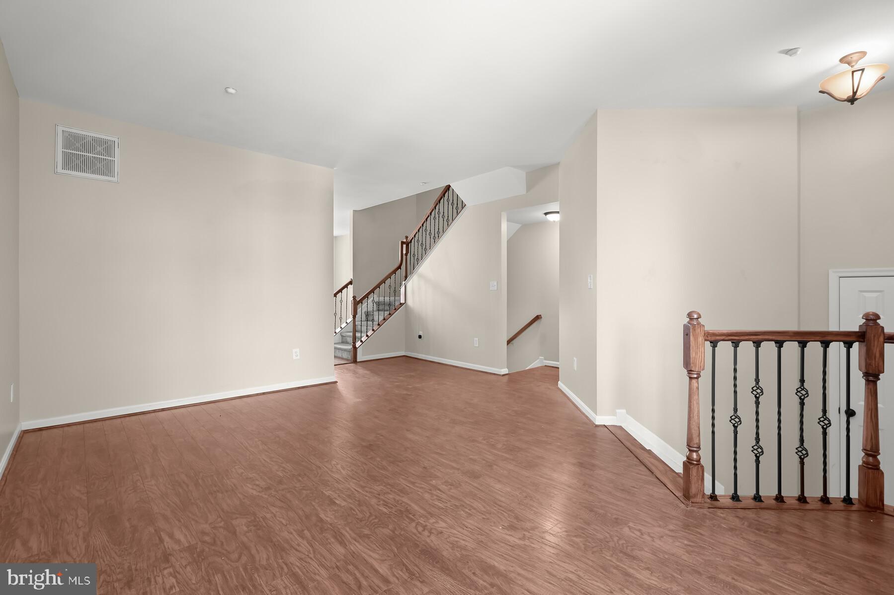 OAKSTREET - Residential