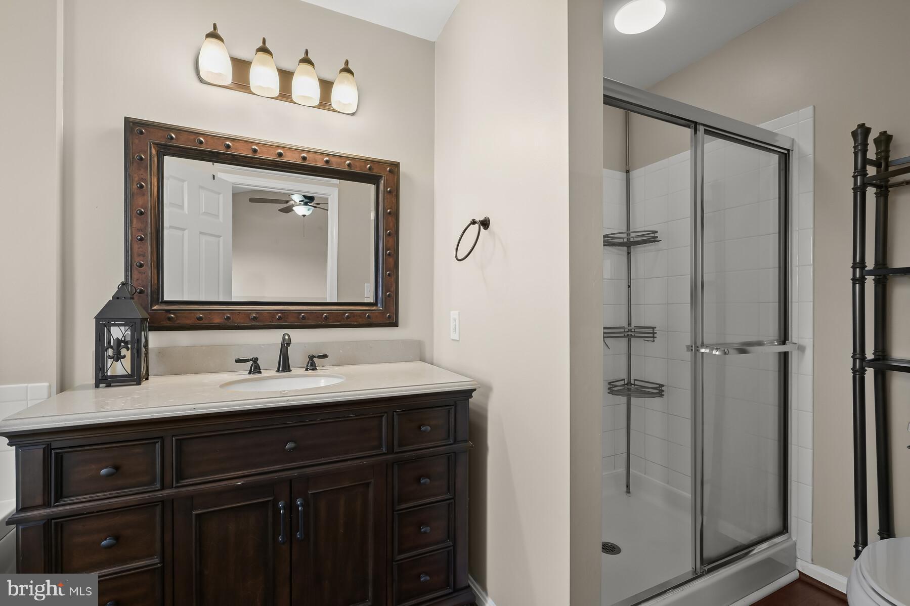 OAKSTREET - Residential