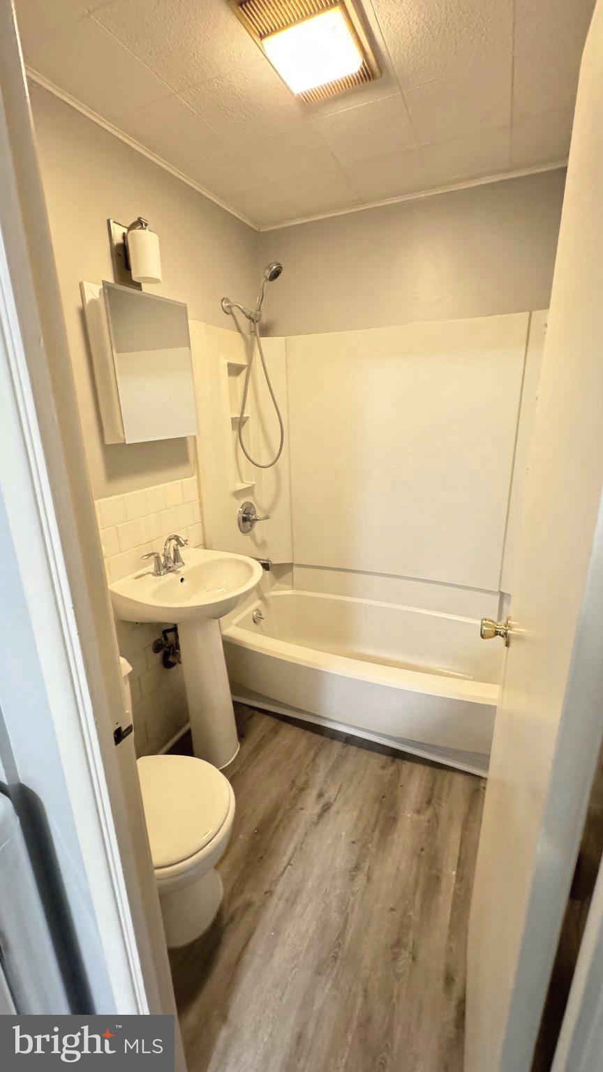 WINCHESTER CITY - Residential