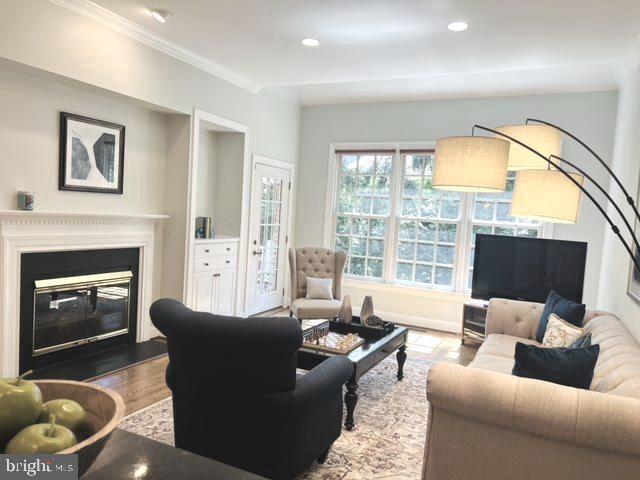 AVENEL - Residential