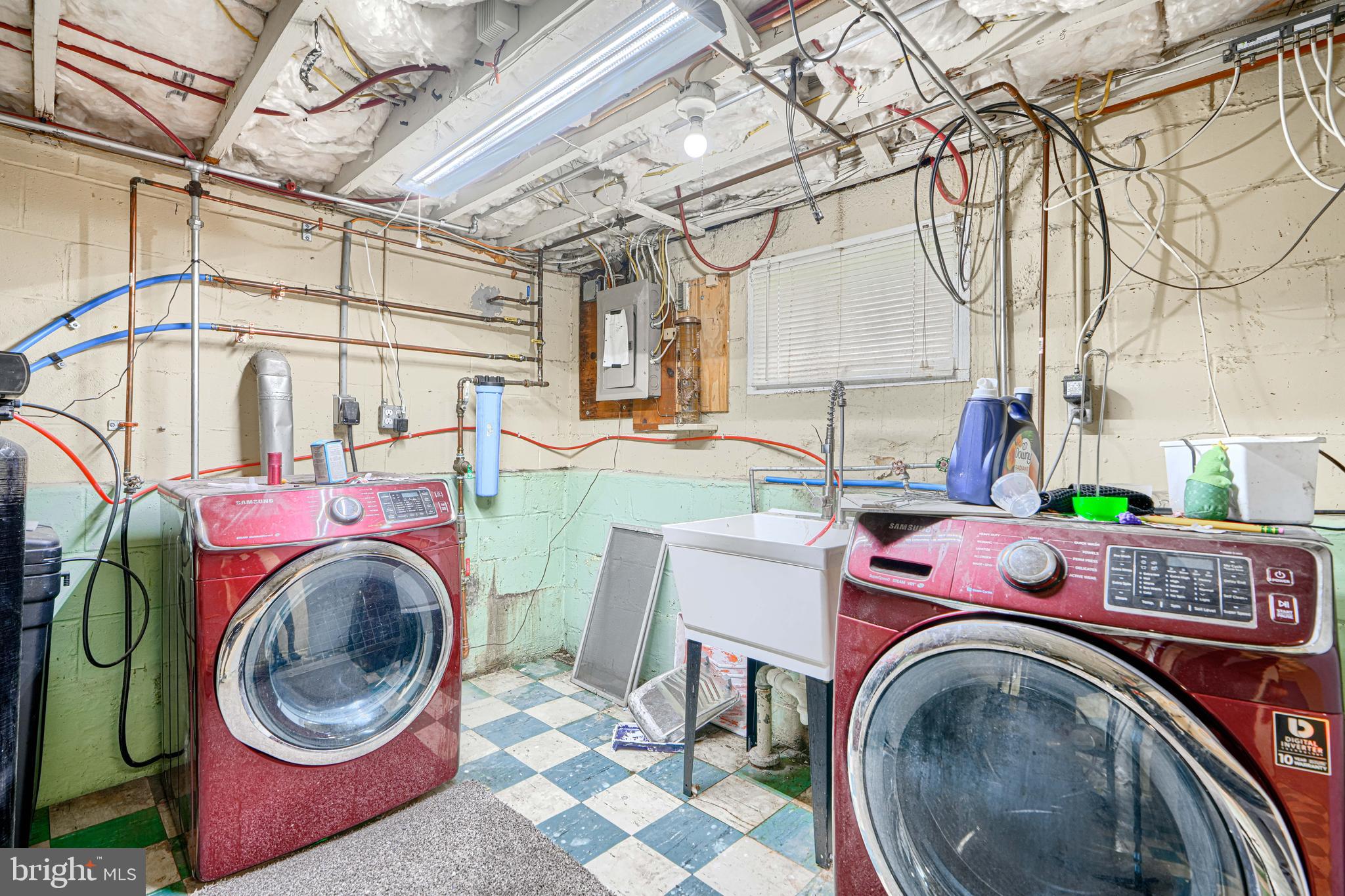 BACK RIVER HIGHLANDS - Residential