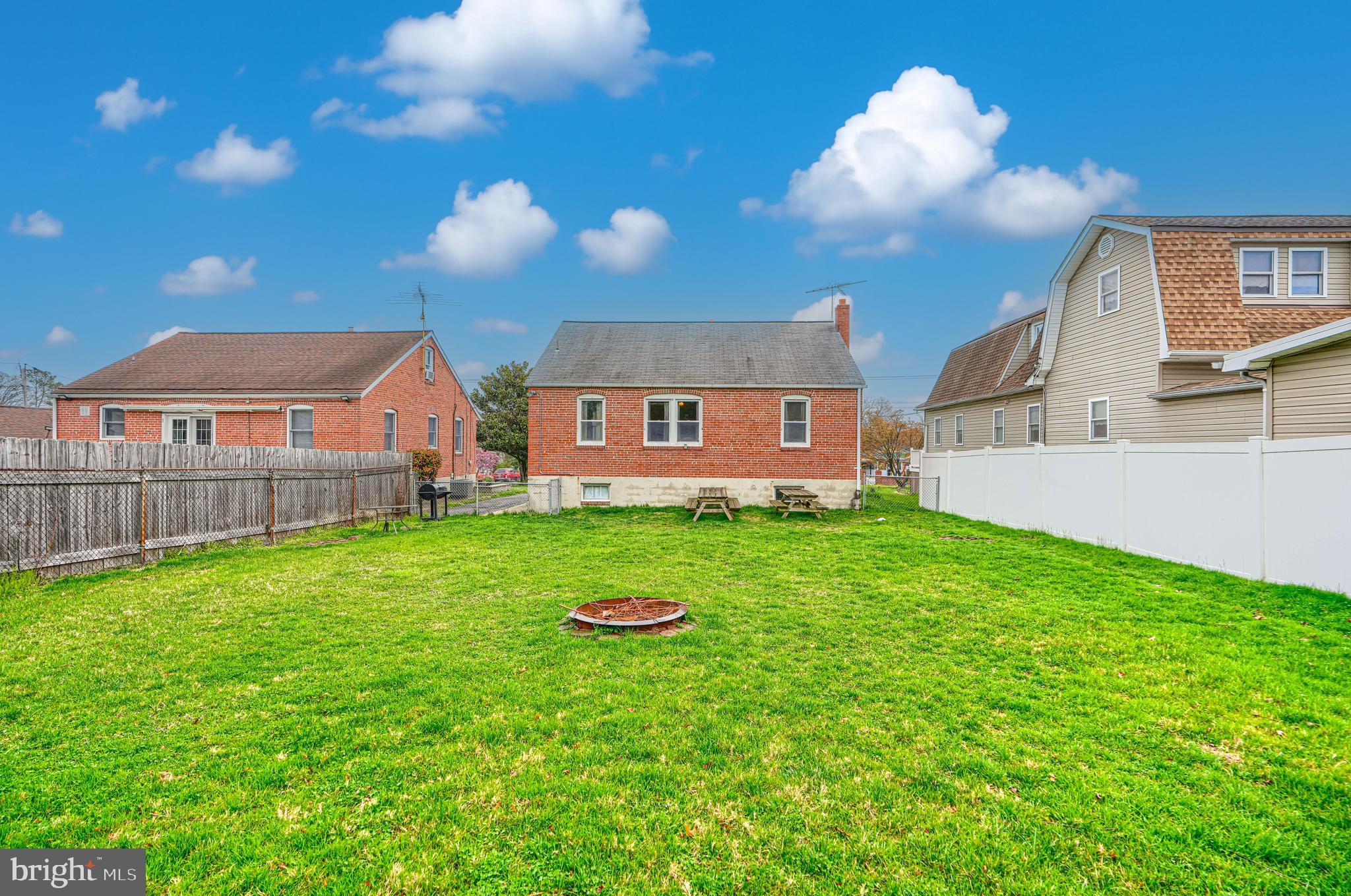 BACK RIVER HIGHLANDS - Residential