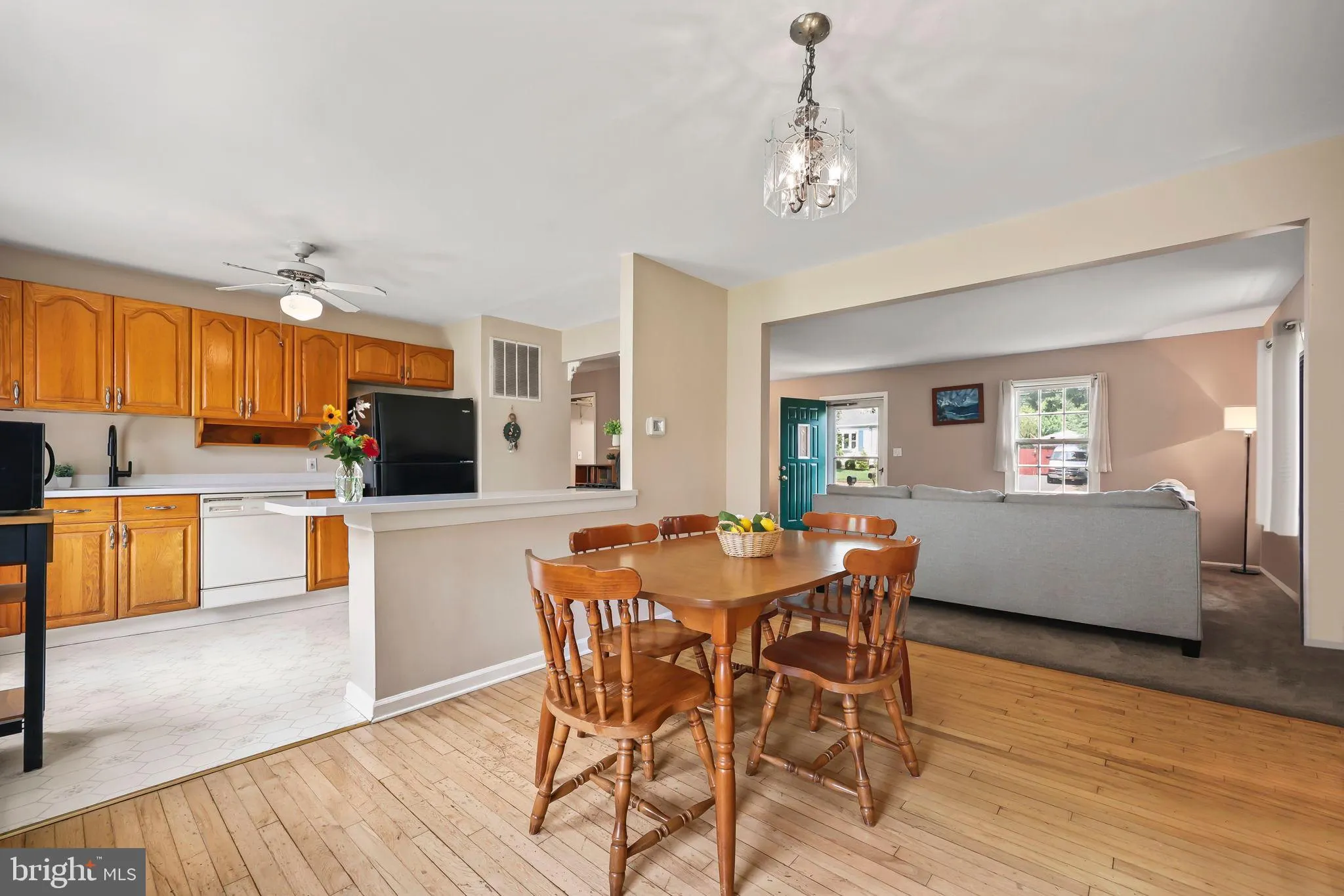 Lawrence Twp, New Jersey 08648, United States, 2 Bedrooms Bedrooms, ,1 BathroomBathrooms,Residential,Coming Soon,177050